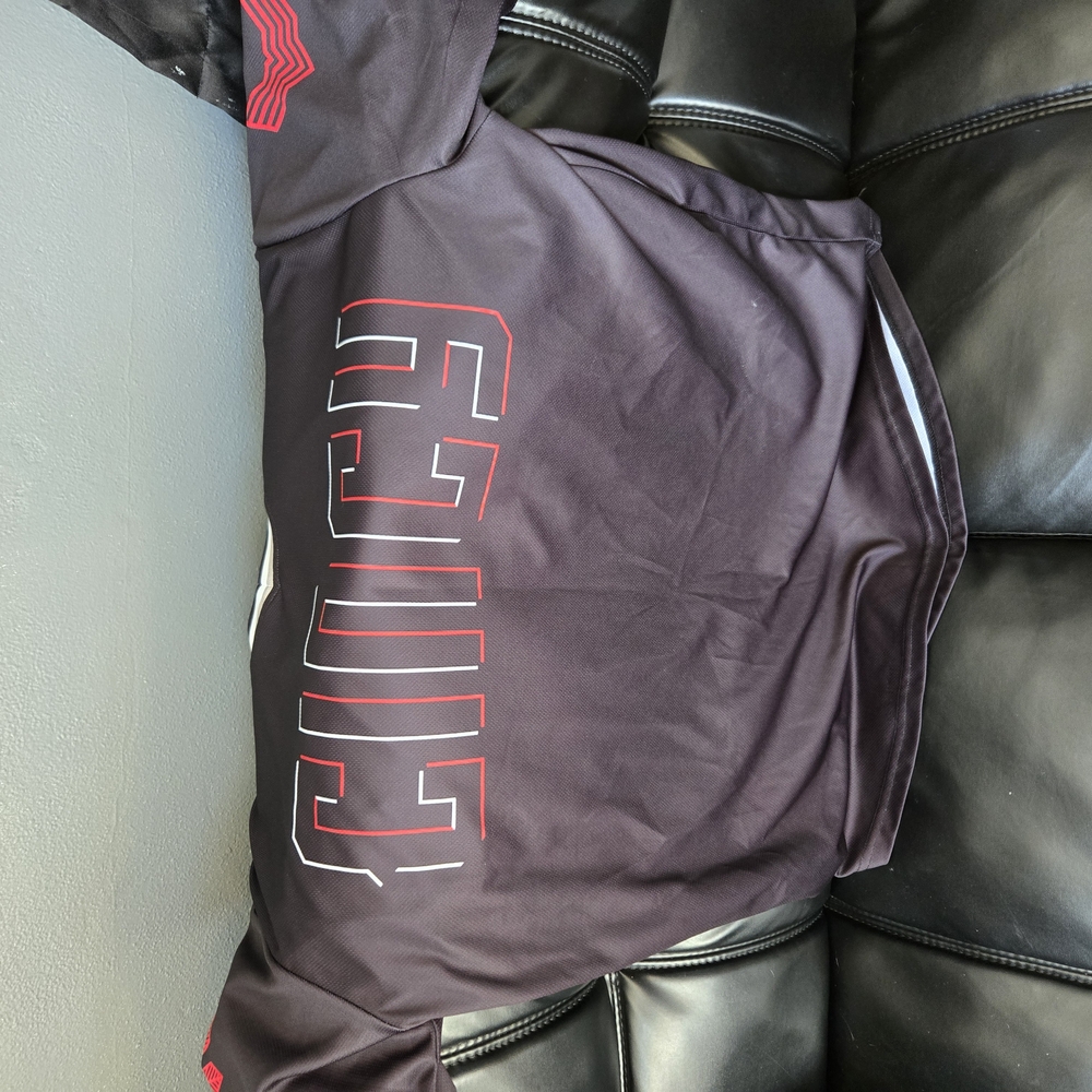 Womens polyester cincinnati reds shirt
